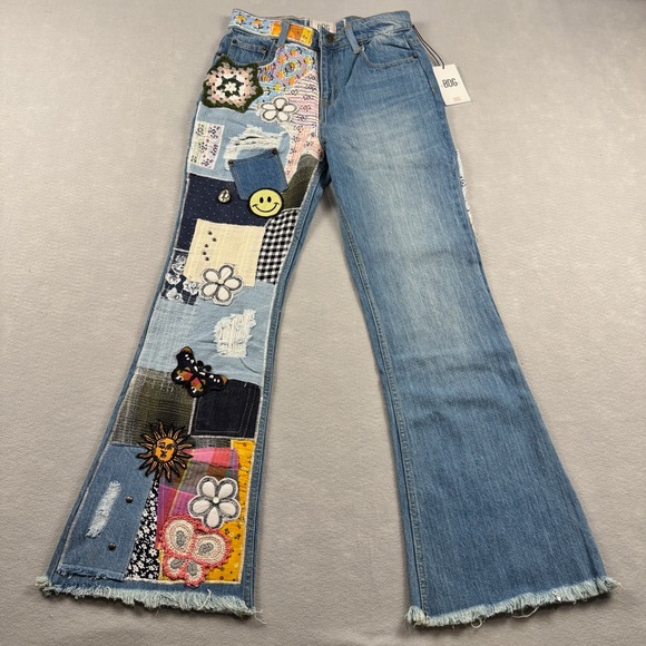 BDG Denim - BDG Patchwork Floral Flare Jeans Size 27 NWT Hippie Festival Embroidered